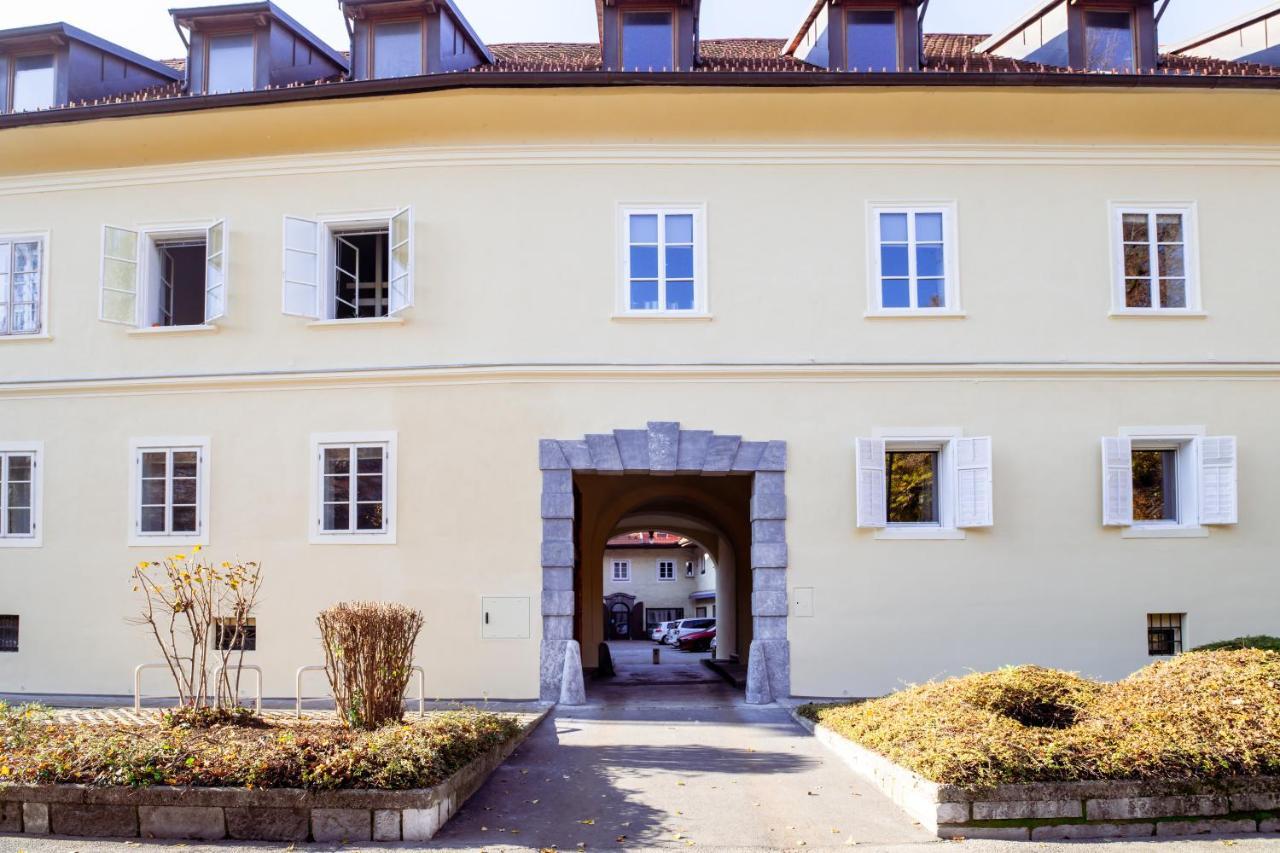 Central Living Vegova-With Parking Ljubljana Exterior foto